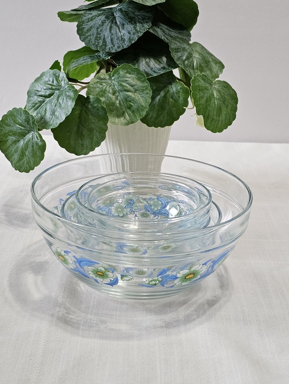 Set of 5 Vintage Imperial Glass Nesting Bowls with Blue Floral Pattern